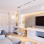 Kira Elegant Nest