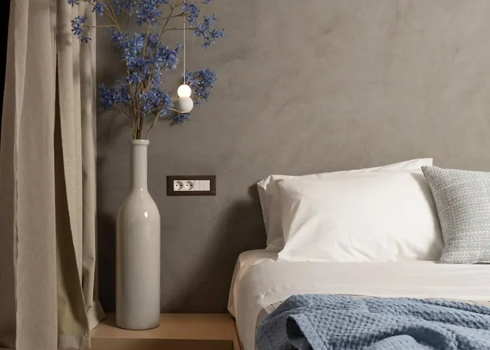 Kira Elegant Nest Apartment