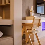 Kira Elegant Nest Apartman *