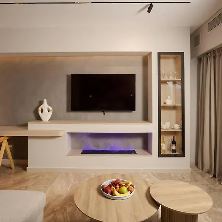 Kira Elegant Nest Apartment *