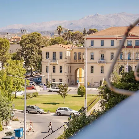 Kira Elegant Nest Apartment *